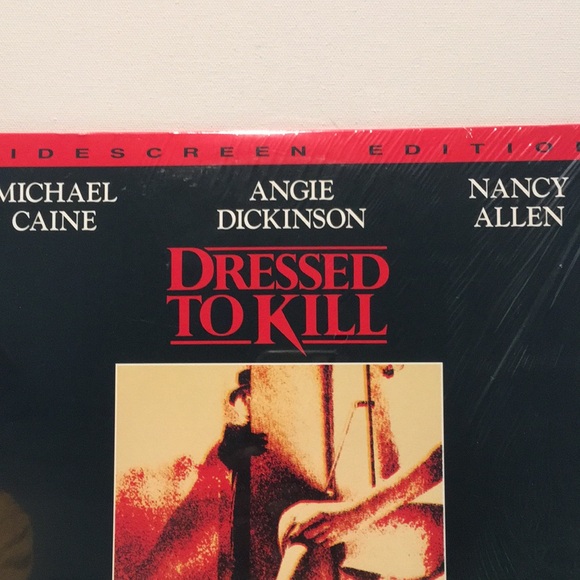 Orion Home Video Widescreen Edition “DRESS TO KILL”. - Picture 2 of 5